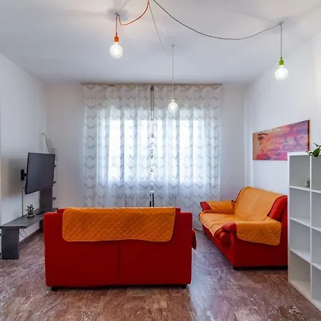 Family House * Venice