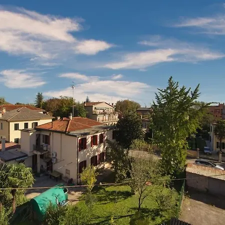 アパート Family House