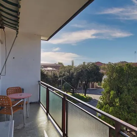 アパート Family House *